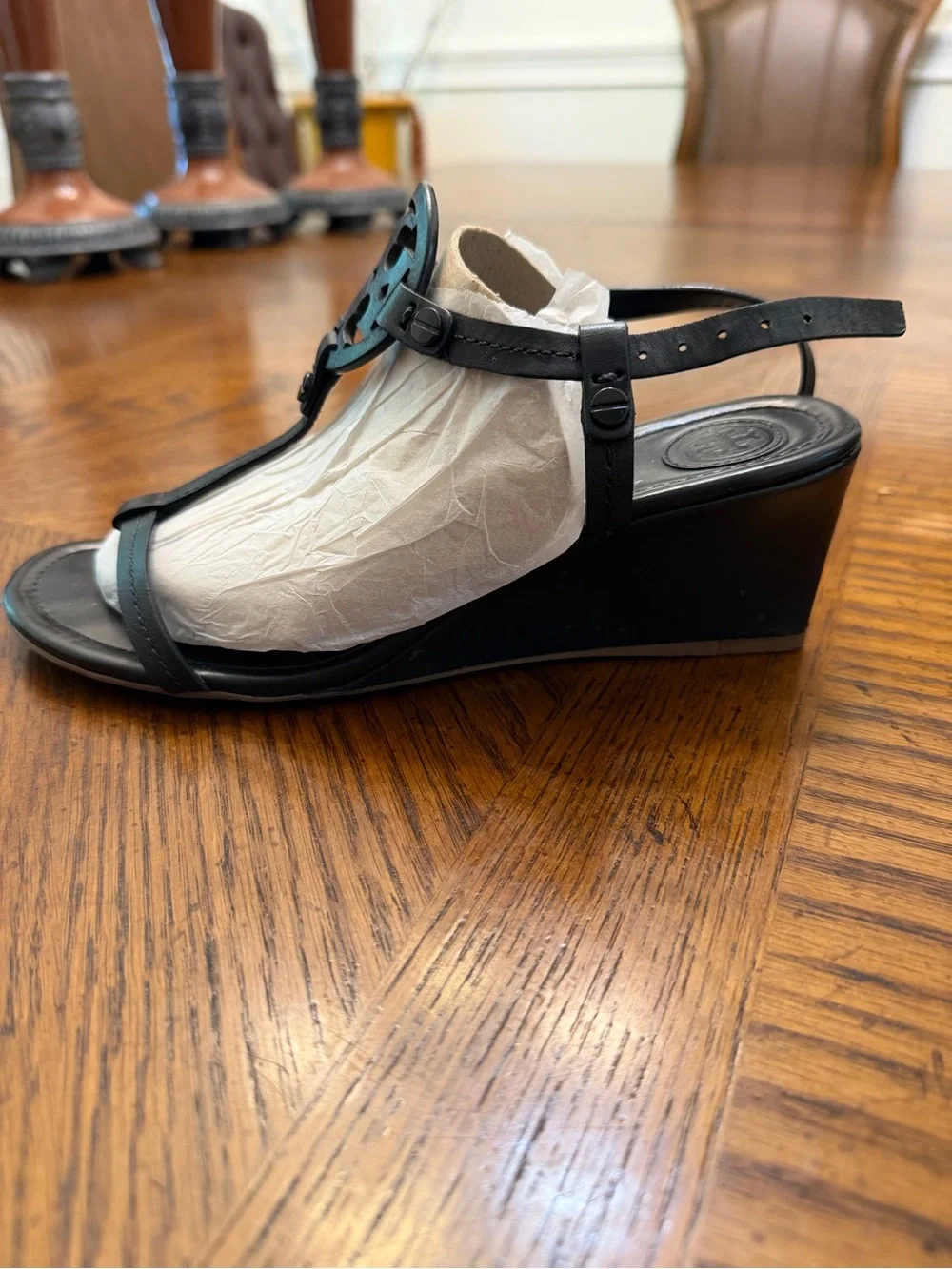 Black Leather Tory Burch Women's Logo Cutout T-Strap Sandals
